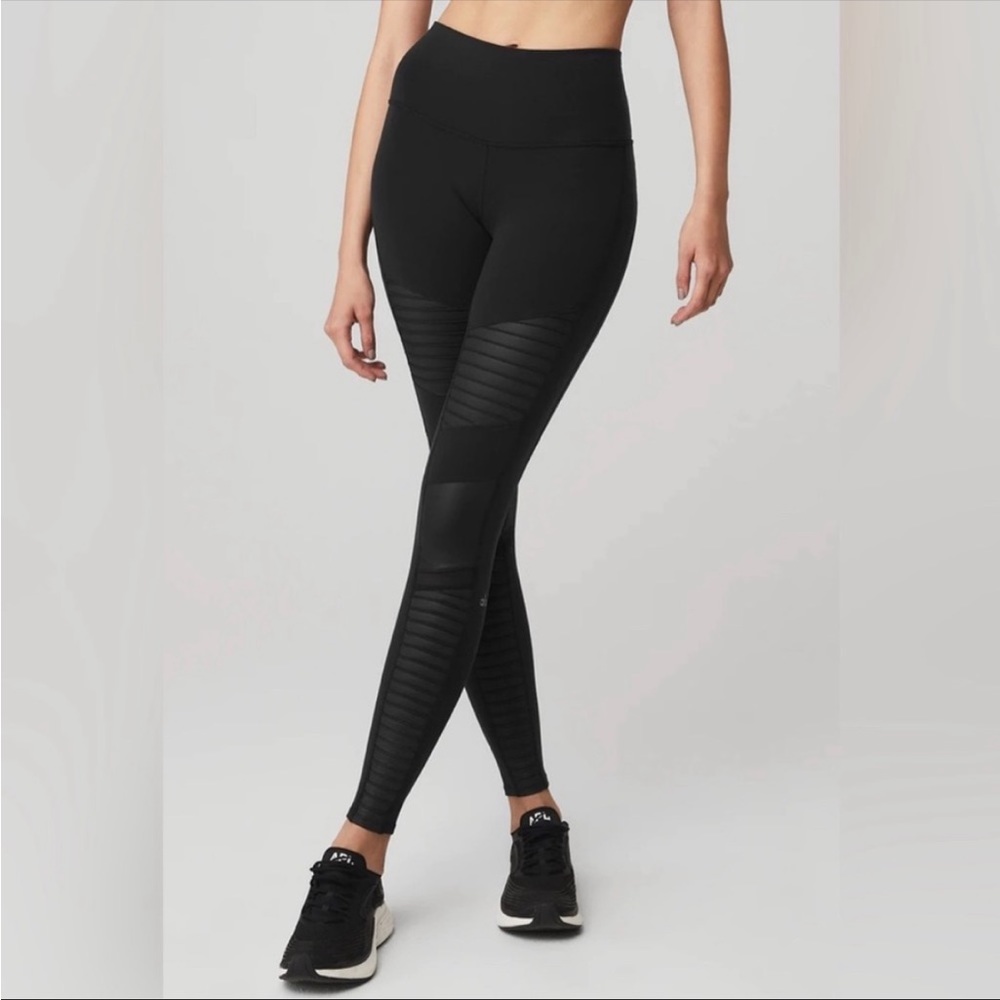 Alo Yoga Moto leggings